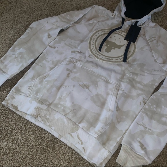 Men’s Project Rock SM Camo Hoodie - Picture 5 of 12